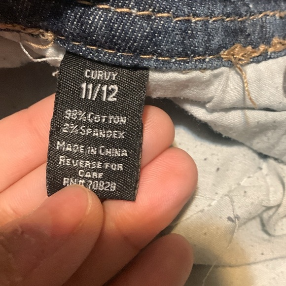 Rue 21 Distressed Jeans size 11/12 c boyfriend style Preloved in EUC - Picture 6 of 8